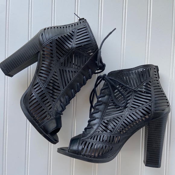 Mix No. 6 Priamo black lace up laser cut heels - Picture 2 of 15